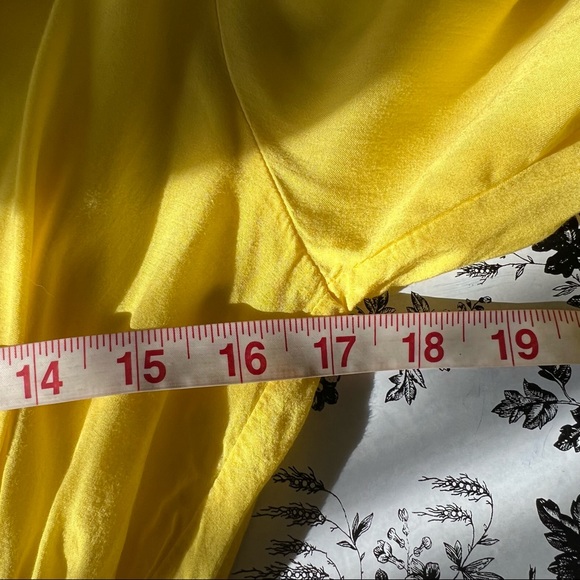 - Elan Bright Yellow Beach Cover Up - Picture 7 of 9